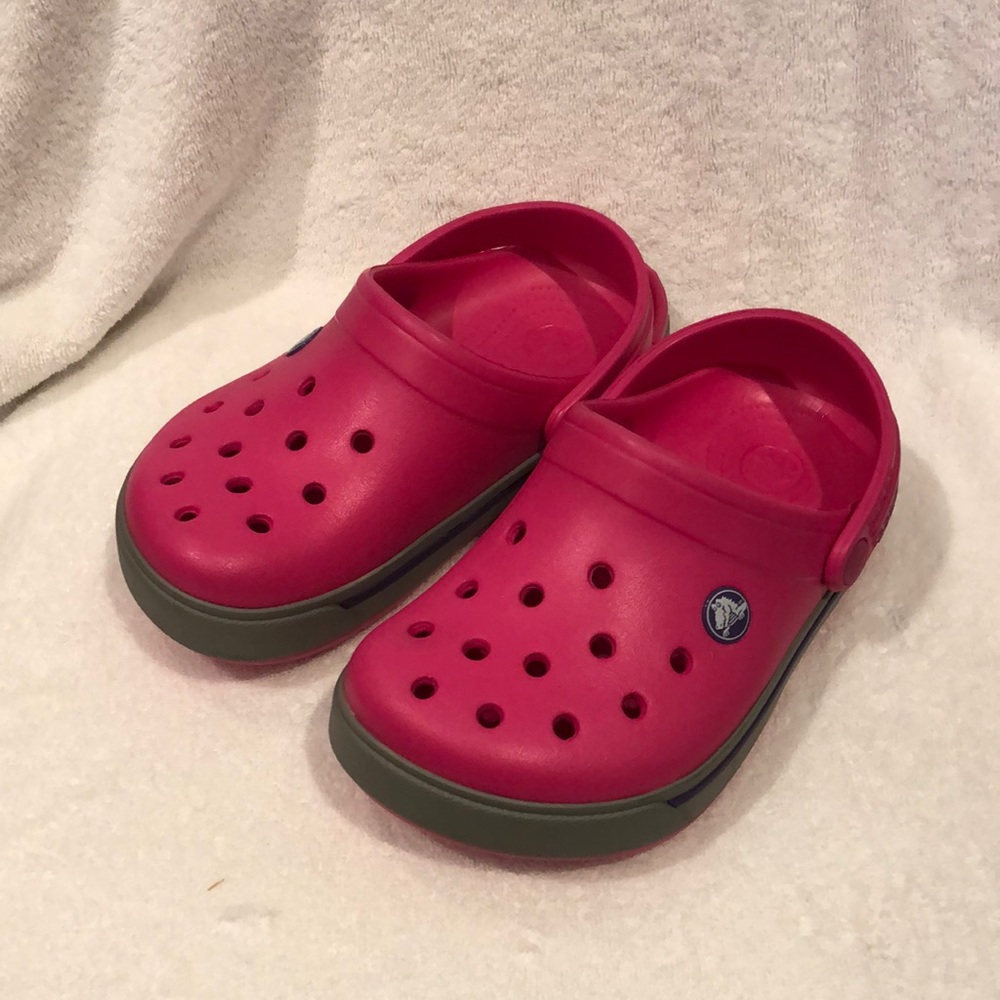 New Girls Pink Crocs - 1